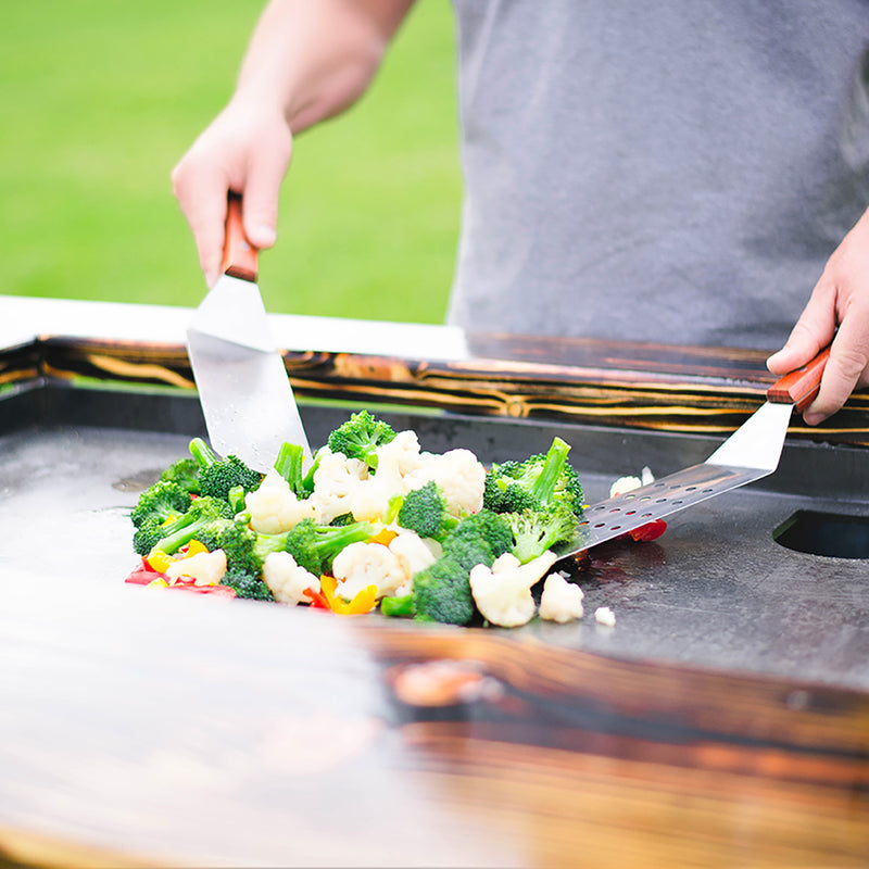 Backyard Hibachi Grill : Torched Cypress