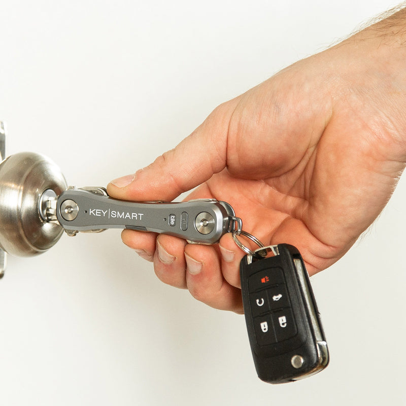 keysmart pro compact key holder with tile location tracker