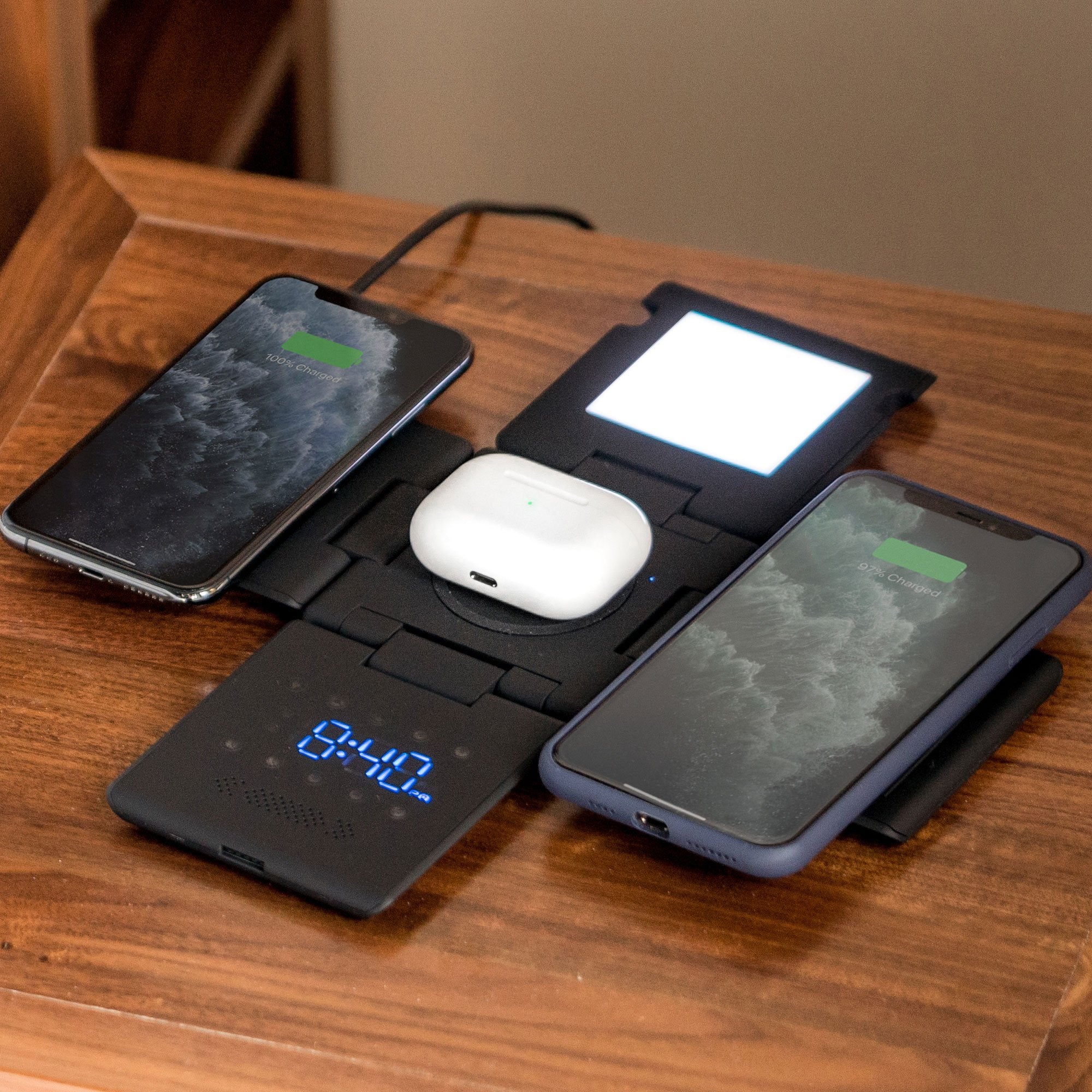 hypercube wireless charging station