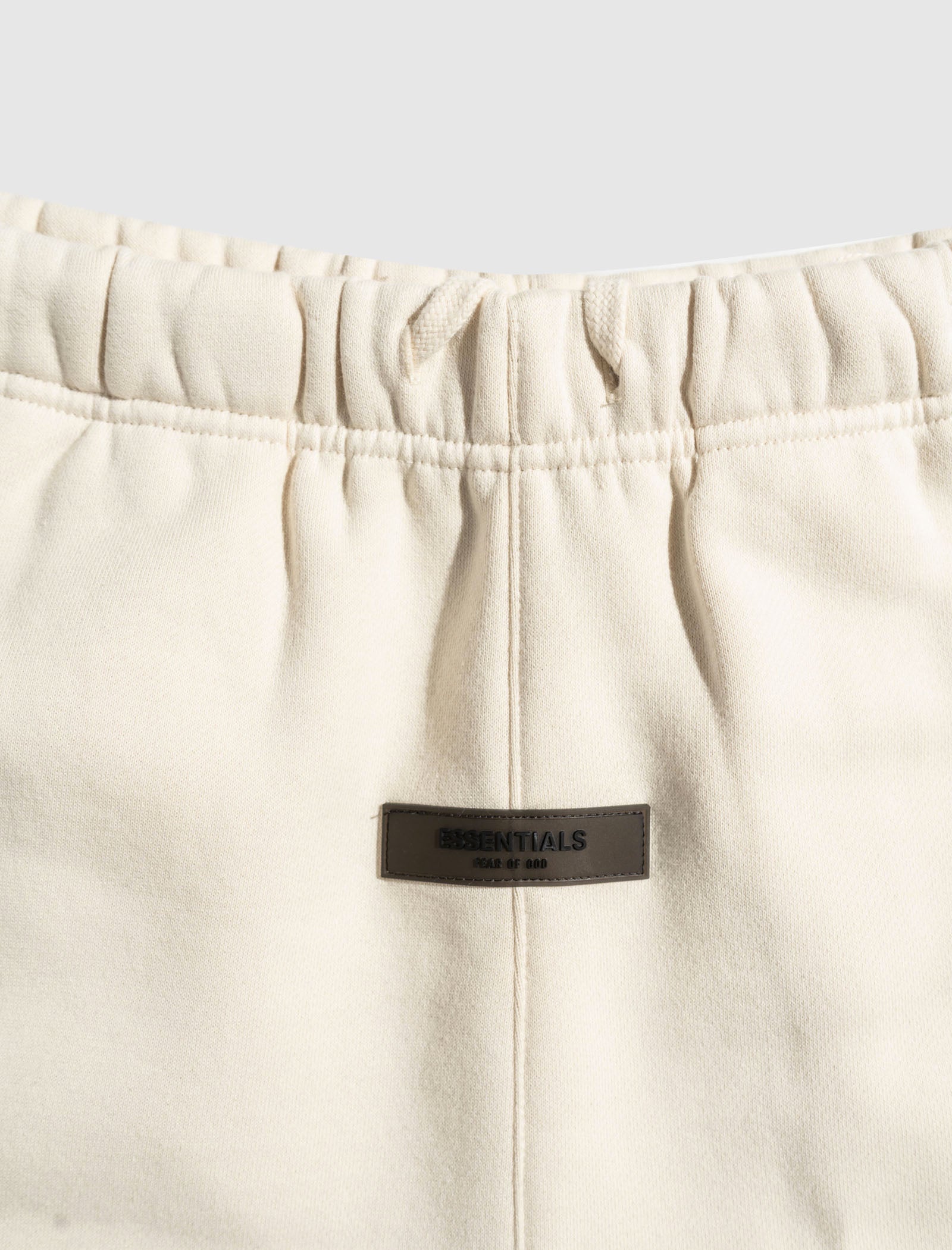 FOG ESSENTIALS SHORTS