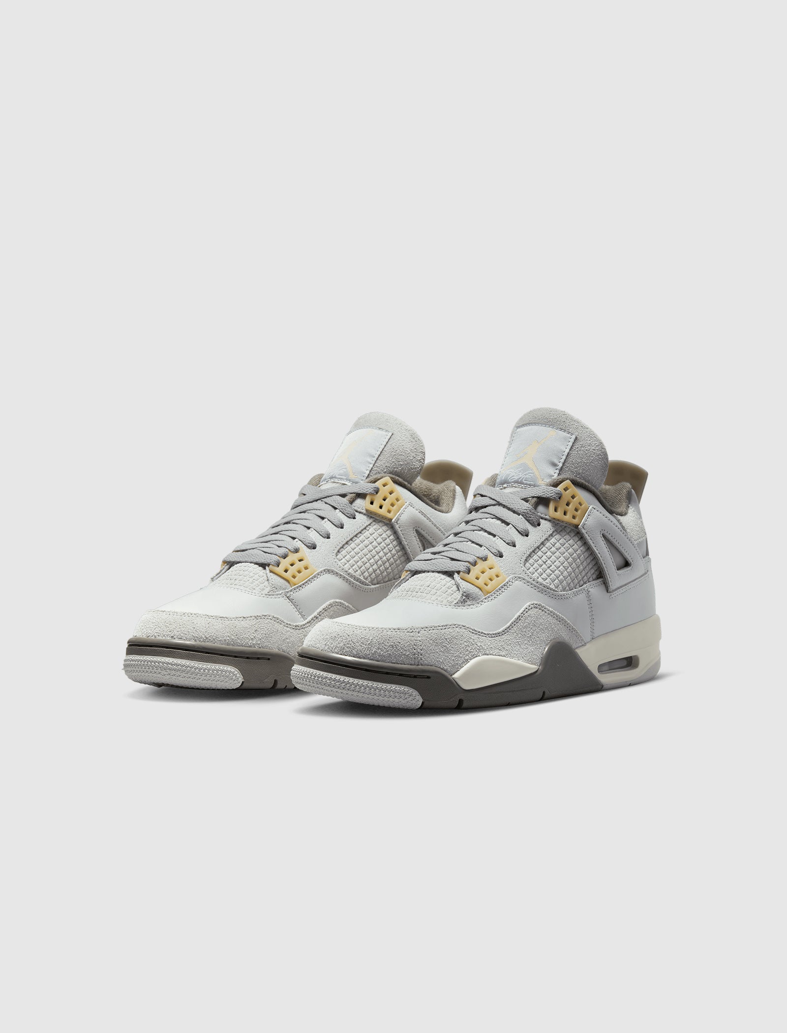 AIR JORDAN 4 RETRO SE 