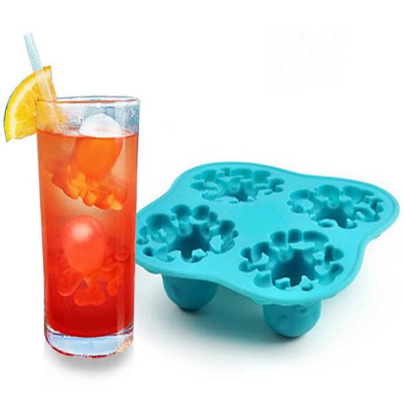 UDIYO Penguin Ice Cube Mold, Fun Shape Ice Cube Tray, Make 4 Cute