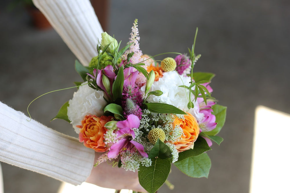 転職 退職祝いは花束に感謝を込めて 贈るときのマナーやおすすめ花 記念のお祝いギフトなら Lifft