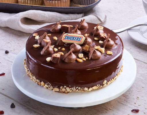 Pastel con Snickers