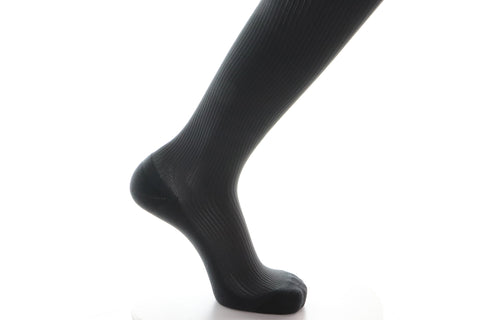 Compression Socks For Running With Stripes - Black- Close Look