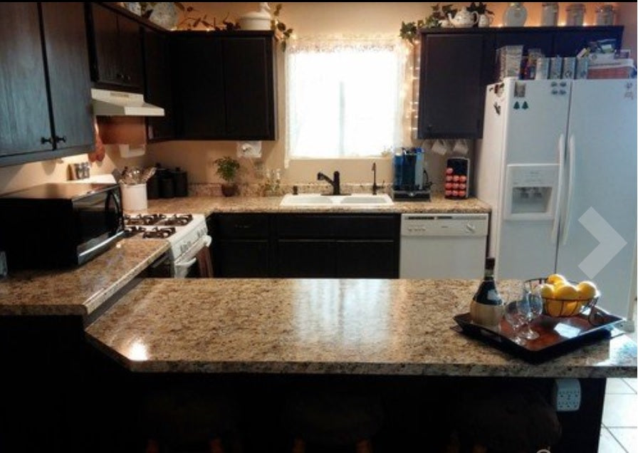 Instant Granite in Venetian Gold / Santa Cecilia | Counter Top Film 36