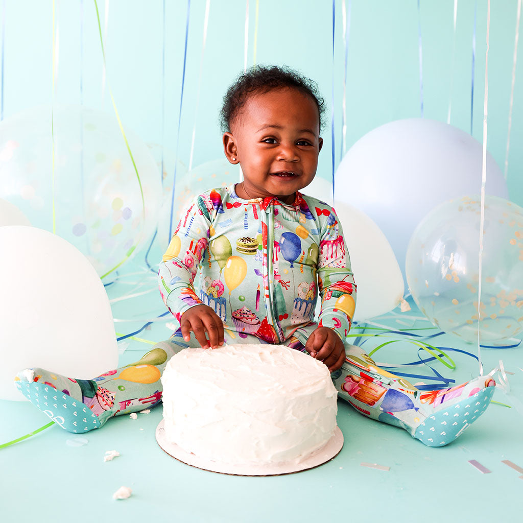 Happy First Birthday Smash Cake - Wilton