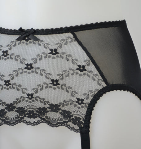 suspender belt garter belt with black sheer lace fornt panel. retro and vintage plus size lingerie underwear shapewear by pip and pantalaimon, made in the uk