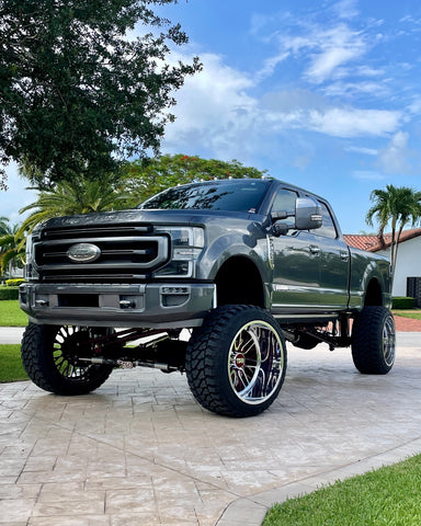 Carbonized Grey 2022 Ford F250 Platinum on a 12" TSO Suspension Lift Kit