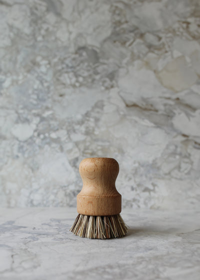 Natural Wood Dish Scrubber – Hallstrom Home