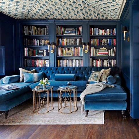 monochromatic blue living room