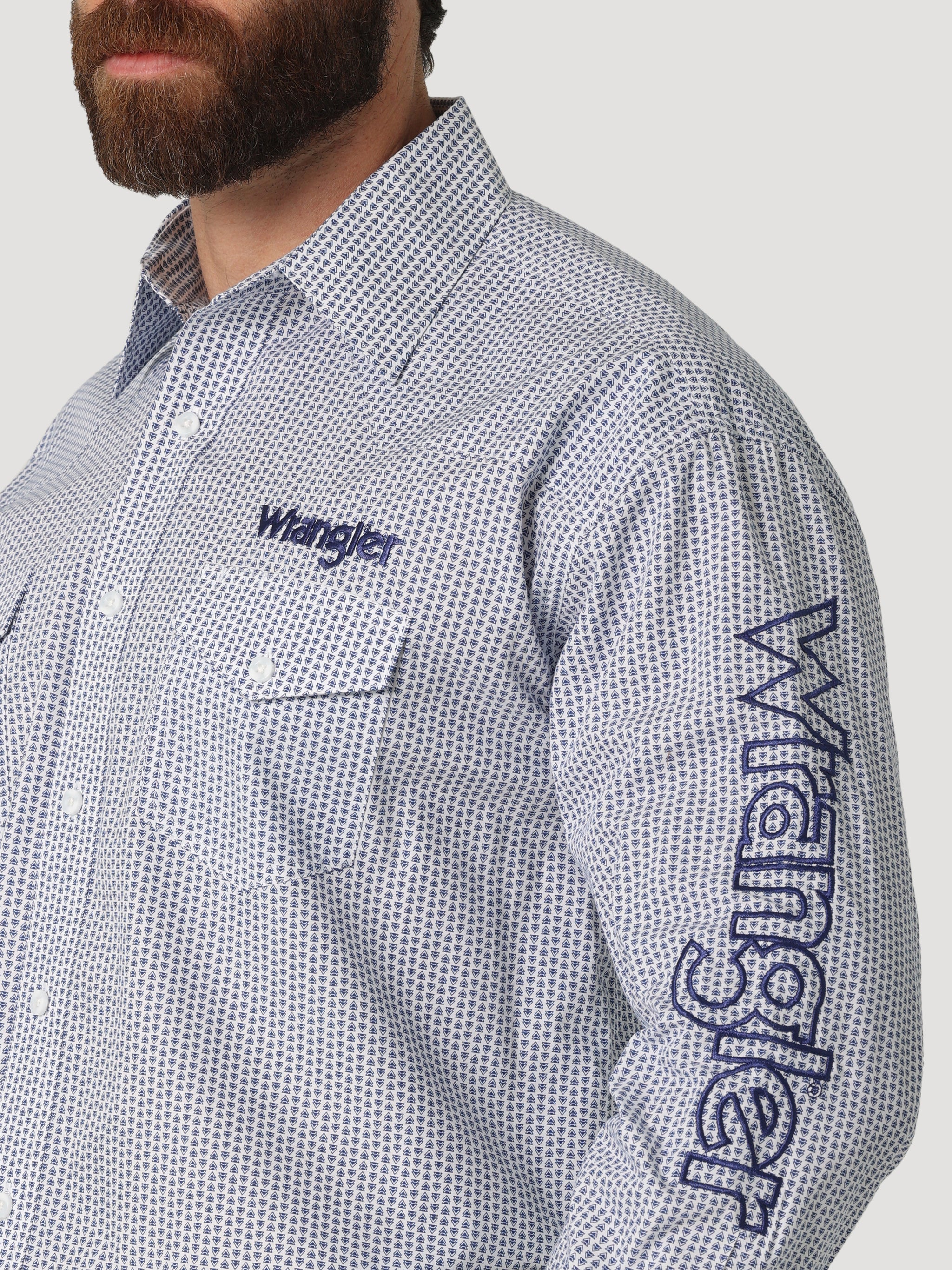 Wrangler Men's Logo Long Sleeve Button Down Shirt Atlantic - Gavel Western  Wear