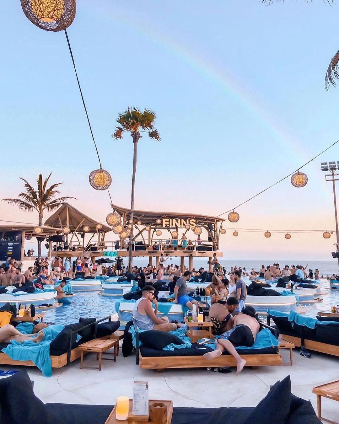 ic: Finns Beach Club via @adrian_halis