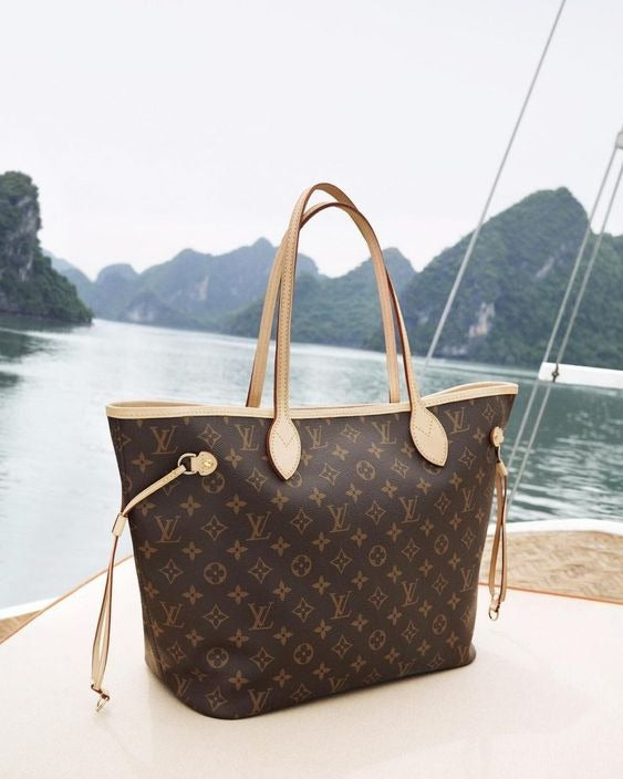 beach day / sport days tote #biggbogg #bogg #louisvuitton #lv