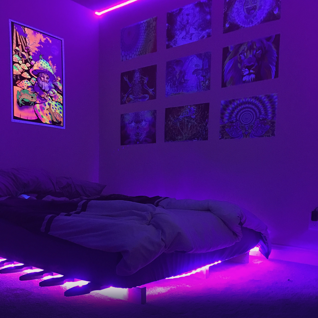Featured image of post Gaming Room With Led Lights And Bed