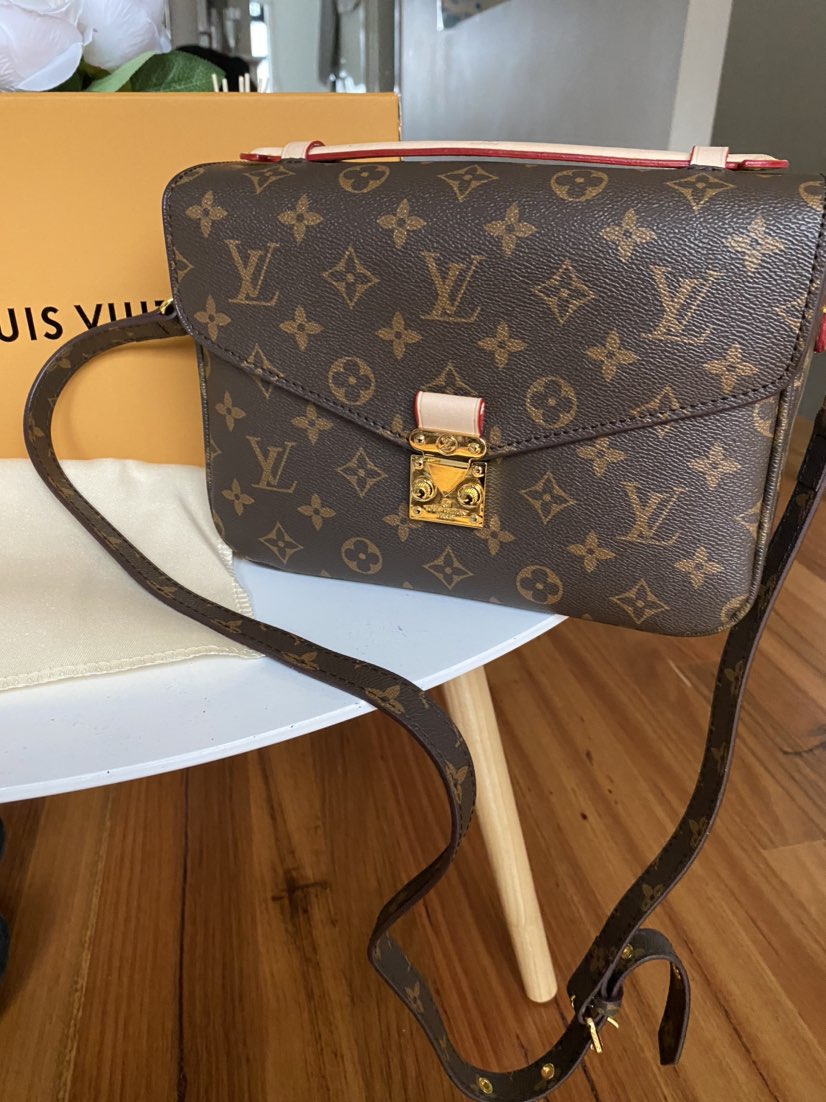 Louis Vuitton Pallas Clutch Bag, Bragmybag