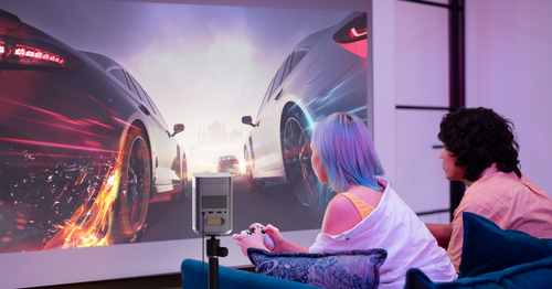 Playing video games with XGIMI MoGo2projector