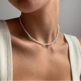 Simple pearl necklace, elegant yet trendy.