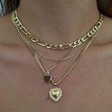 Simple locket necklace, gold and trendy