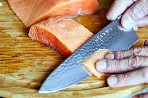 Pinch grip with a Kizaru Kanji kitchen knife