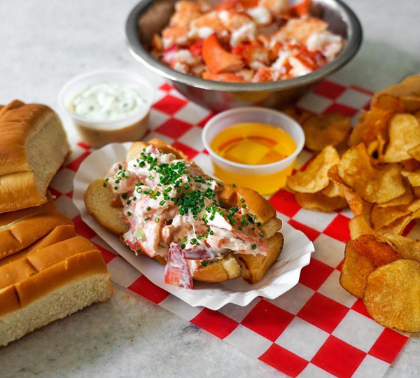 Philly Oyster House Lobster Roll Kit