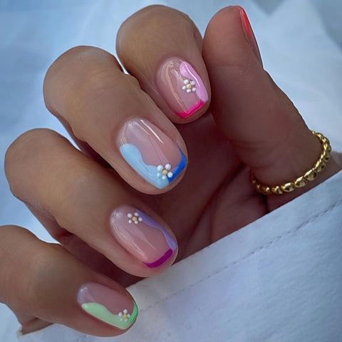 13.Colorful Daisy Nails