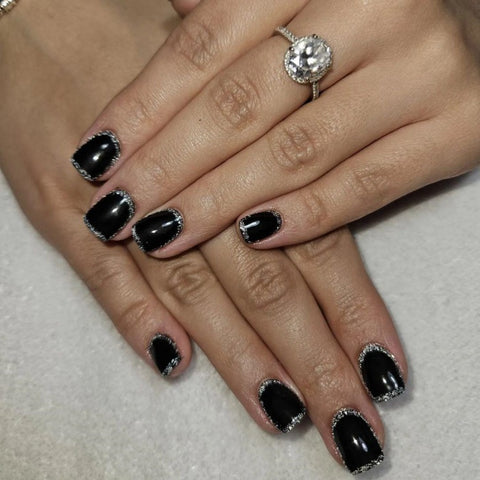 14.Black and Silver Nail Designs