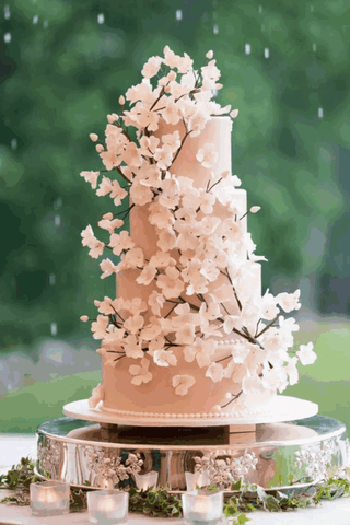 15.Pink Wedding Cake