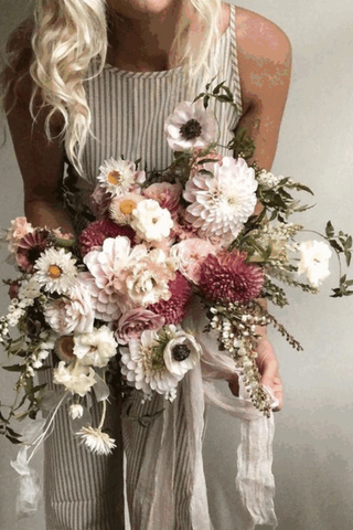 16.A Pastel Palette: Blush Bridal Bouquet