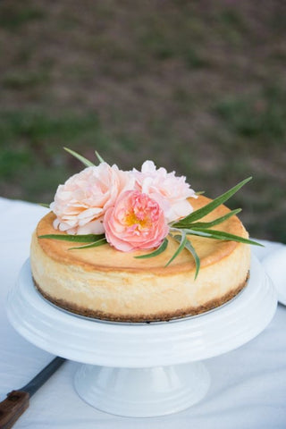 Small Cheesecake with Flower Topper