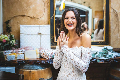 What to Wear To a Bridal Shower Based On Dress Code