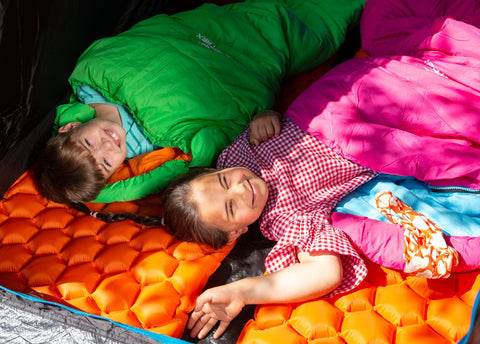 Schlafsäcke für Kinder grün und rosa pink