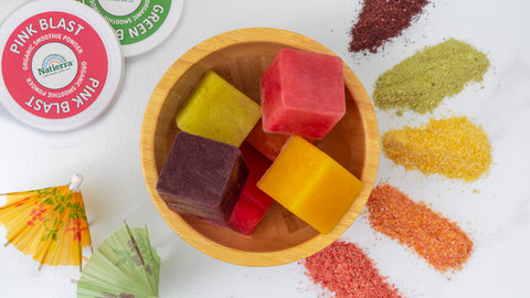 Popsicles made of organic smoothies