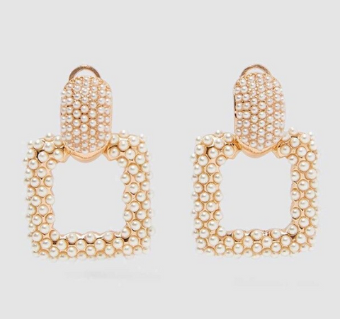 square gold earrings zara