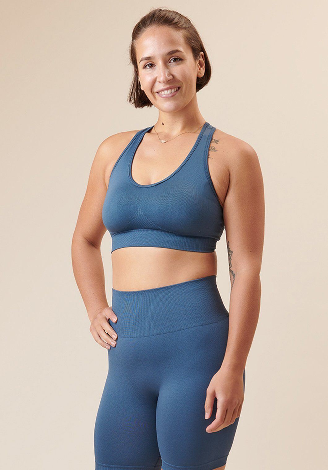 seamless racerback bra