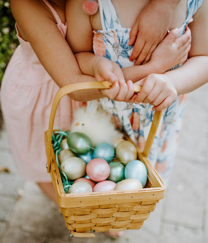 Easter basket and balloons
