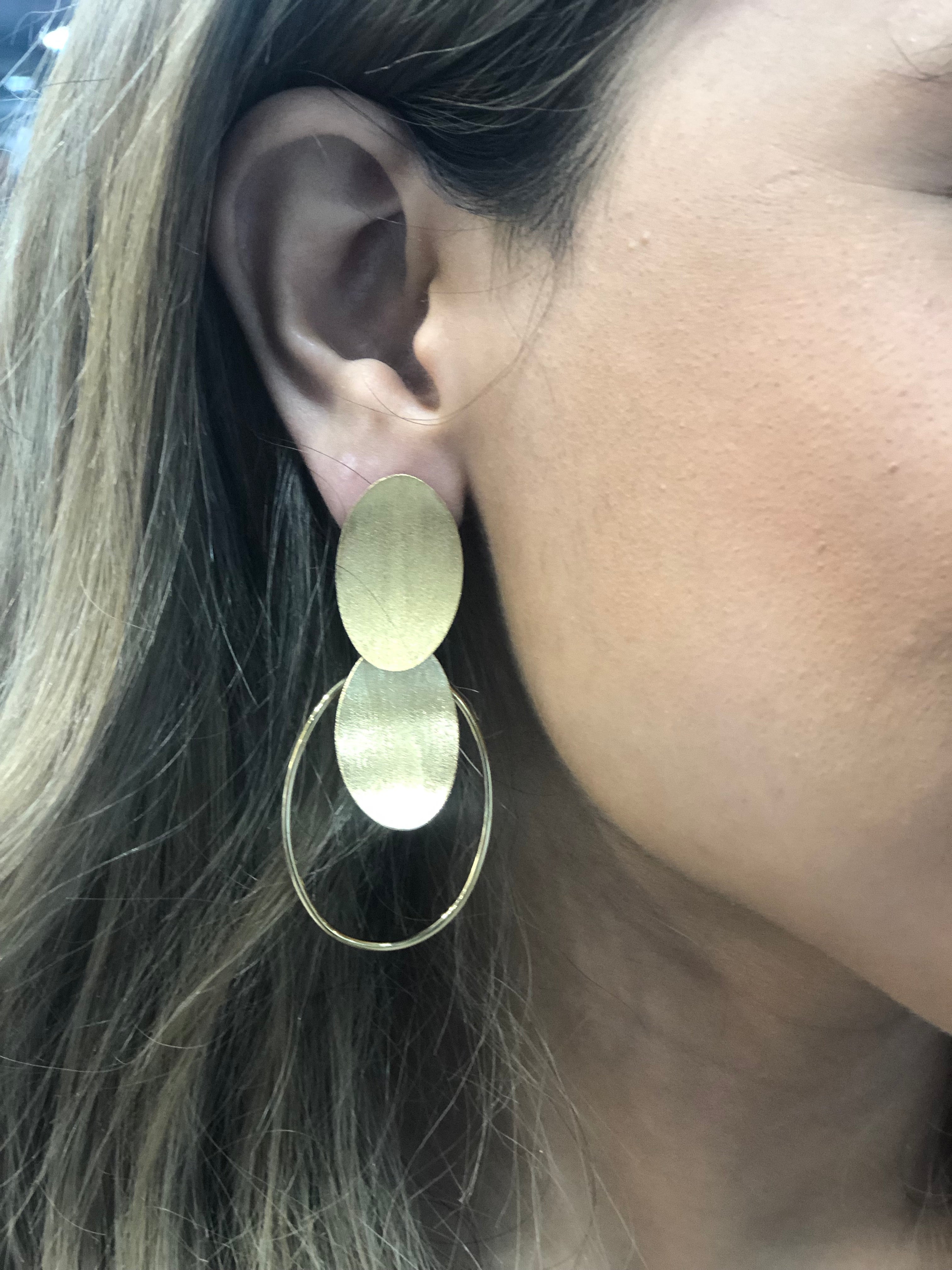 Concave Oval Disc Dangle Earrings