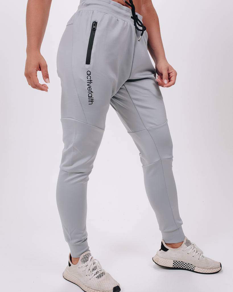 women's fitted joggers