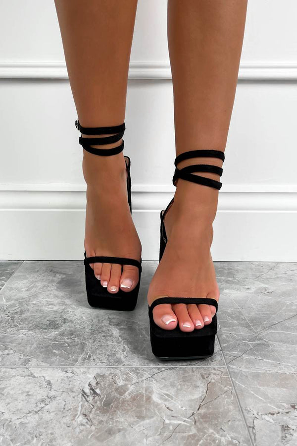 CHANI Chunky Platform Heels - Black