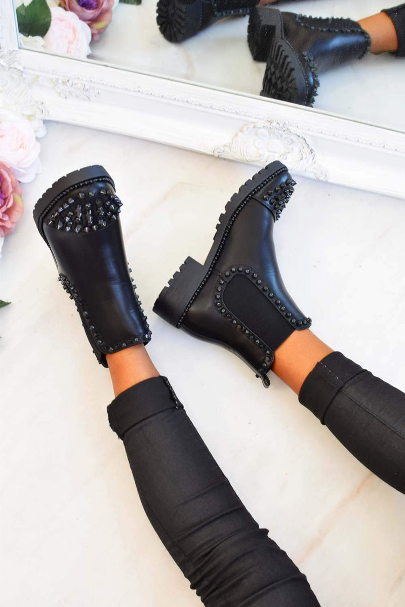 spike studded chelsea boots