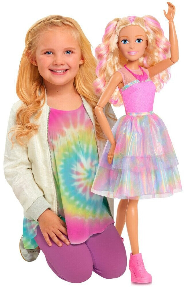 grande poupée Barbie