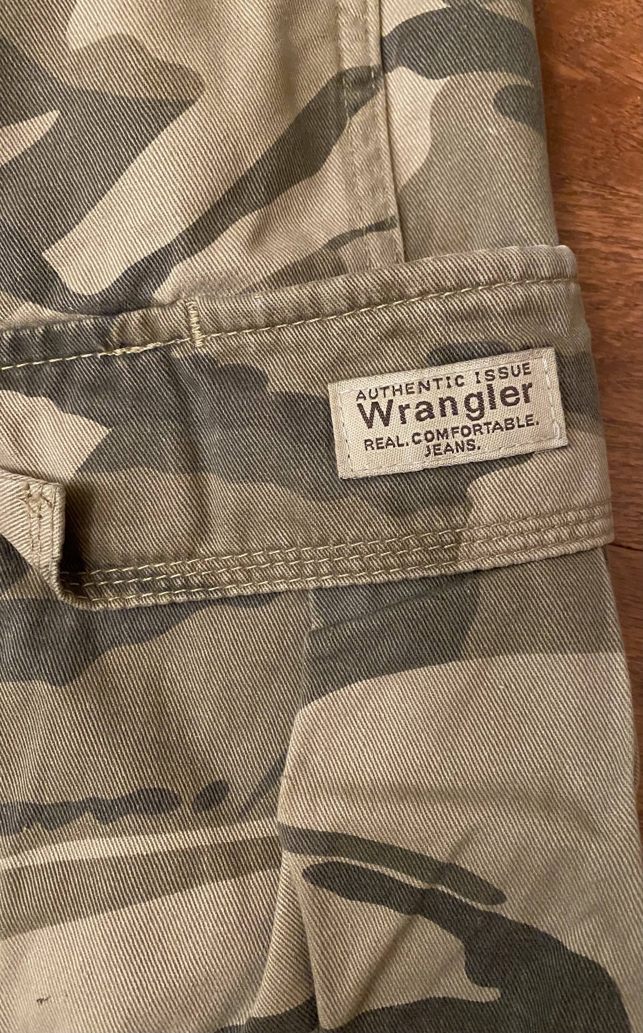 Wrangler Camouflage Jeans (38x30) – Camoretro