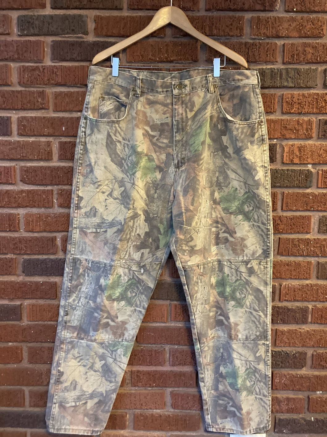 wrangler thinsulate camo jeans