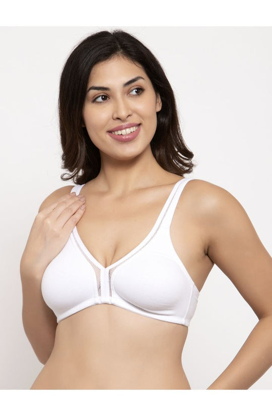 Molded Cup Sports Bra at best price in Mumbai by Ginza Industries Ltd.