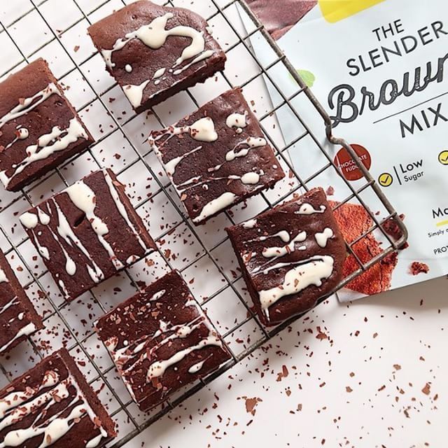 baking brownies with white choc drizzle