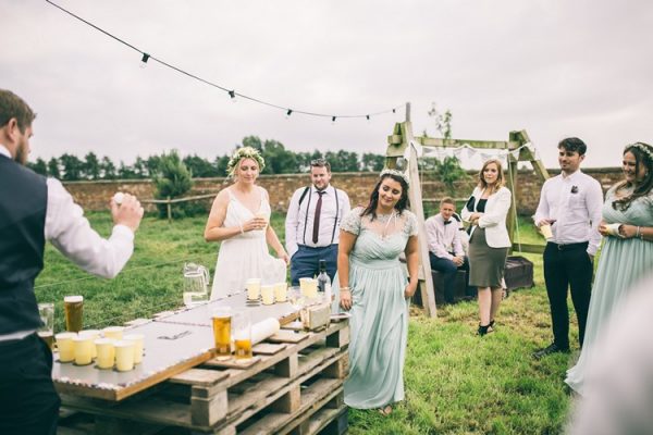 Pin Pong at Weddings