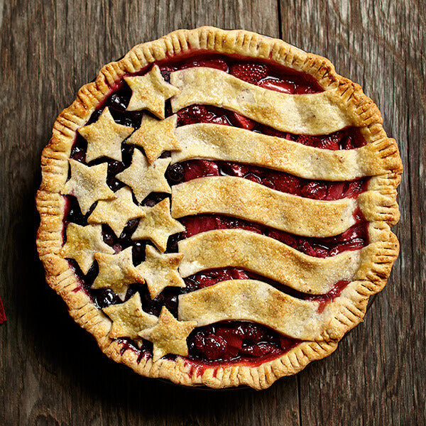 4th of July Stars and Stripes Pie_photo Landolakes_How to Throw the Best 4th of July Backyard Party_Riles & Bash