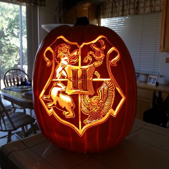 Riles & Bash_Harry Potter Halloween_carved pumpkins_photo the pumpkin geek