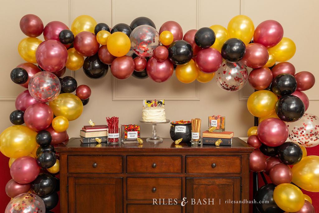 Riles & Bash online party supplies_how to make a balloon garland