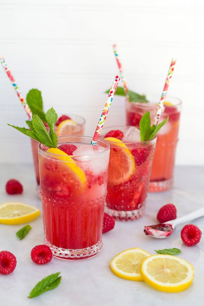 Raspberry Lemonade Spritzer_photo Freutcake